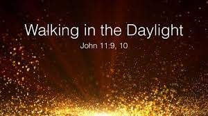 Resultado de imagen para day light JOHN 11:9