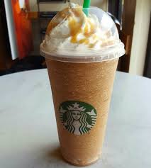 There are 390 calories in a venti iced caramel macchiato with whole milk from starbucks. Starbucks Most Unhealthy Menu Items