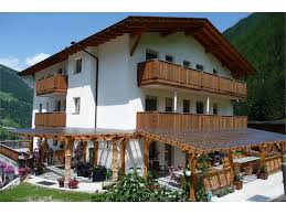 Fußball web stars esports & gaming unterhaltung deutsche schauspieler fernsehen musik. Unterkunfte Im Vinschgau Ferienwohnung Pirchahof