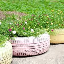 1001 idees geniales de bordure de jardin recup a faire soi meme bordure de jardin jardinieres diy amenagement jardin original