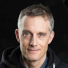 Mars 2022 Magazine de l'Hôpital du Valais COVID long La consultation  spécialisée ne désemplit pas. Témoignage Dr Daniel B