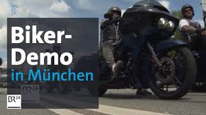168 likes · 6 talking about this. Demo Gegen Fahrverbote Biker Losen Verkehrschaos In Munchen Aus Rundschau Br24 Swiss Cycles