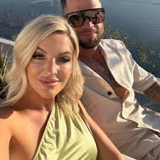 Looking for a red VW bug