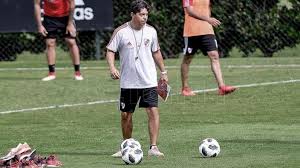 Los únicos nueve jugadores que hoy tiene a. Gallardo Planea Un Regreso A Las Practicas Con Jugadores De La Reserva Telam Agencia Nacional De Noticias