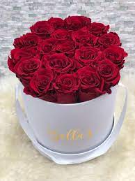Maybe you would like to learn more about one of these? Round Box Eternal Roses Roses That Last A Year In Bronx Ny Bella S Flower Shop