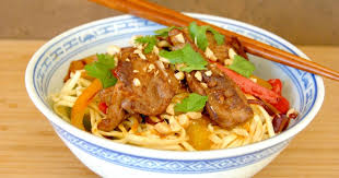 Recette Aiguillettes Et Nouilles Sautees Facon Aigre Doux Au Ketchup Notee 5 5