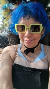 Witch losing powers and seeking love