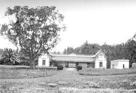 Vista del casco de la Estancia Cabo Corrientes de Jacinto Peralta Ramos. El  casco estaba situado en dirección sur de la ciudad. Hablamos del año 1878.