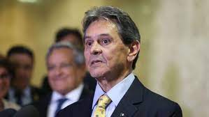 Veja as últimas notícias, vídeos e entrevistas sobre roberto jefferson na jovem pan. Roberto Jefferson Usa Conta Da Filha Apos Ser Excluido Do Twitter Alexandre Nao Temo Sua Tirania Istoe Independente