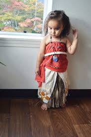 Here is how to put together your own diy maui costume. Diy Moana Costume Ideas