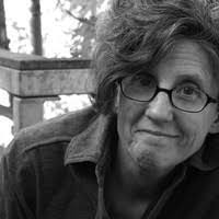 Kelly Barth's Instagram, Twitter & Facebook