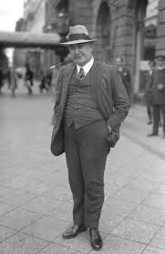 He blew the powder on the ring away. Edgar Wallace Wikipedia