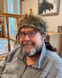 Peter Holladay's Instagram, Twitter & Facebook