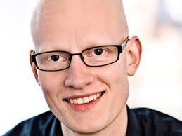 Nytårspremiere på TV 2's 'Badehotellet'