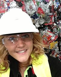 This National Recycling Week we're celebrating Emily, a Murdoch Uni grad  and current student. From clothes swaps to street-level recycling programs,  Emily is showing how small actions and connection can make a