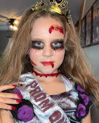 The kids did amazing tonight at the Dixfield walk. I think we saw over 600  kids, and it was so much fun. The costumes were adorable, and some were  really creative. The