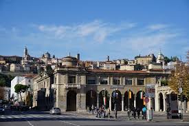 This hotel features a restaurant, a bar/lounge, and a snack bar/deli. Erlebe Die Besten Bergamo Sehenswurdigkeiten I Tagesausflug Ab Mailand