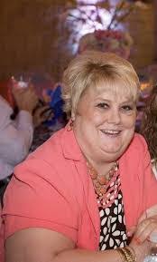 Kellie Sanders's Instagram, Twitter & Facebook