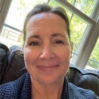 Laura Hettinger's Instagram, Twitter & Facebook