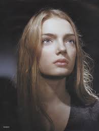 MODELS.com: Of The Minute: March 2004 Archives