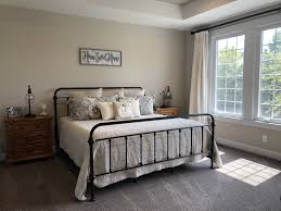 Farmhouse Bed And Pottery Barn Bedding With Images Farmhouse Bedding Pottery Barn Bedding Home Decor