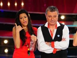 Luigi melieni mollo , artistically known as gino renni (born june 7, 1943) is an argentine singer, actor and comedian of italian origin. Ex Companera Denuncio A Gino Renni Por Abuso Sexual Diario El Sol Mendoza Argentina