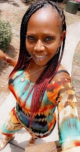 So I have been in Florida 2 years and for 1.5 of those years I have been a  flower girl🌻🌻🌻 Yep I deliver flowers! It's a perfect job for me!