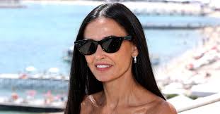 Every time Demi Moore has walked the red carpet with her pup Pilaf