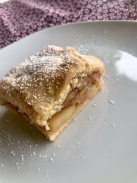 Die Echte Kroatische Kuche Kroatischer Apfelkuchen Kroatische Rezepte Kuchen Apfelkuchen Rezept Kroatische Rezepte