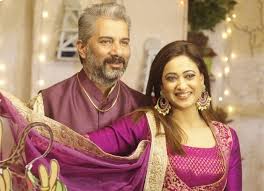 Shweta tiwari (born 4 october 1980 in pratapgarh, uttar pradesh), shweta tiwari is an indian film and television actress. Mere Dad Ki Dulhan Shweta Tiwari Says Shooting For Guneet And Amber S Roka Ceremony Was A Sweet Moment Bollywood News Bollywood Hungama