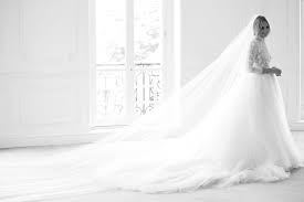 Leo's mama and digital entrepreneur boss baby. Chiara Ferragni Ties The Knot In A Grand Total Of Three Dior Haute Couture Dresses