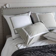 Maybe you would like to learn more about one of these? Tete De Lit Capitonnee Tete De Lit Design Tete De Lit Bois 20 Tetes De Lit Qu On Aime Cote Maison