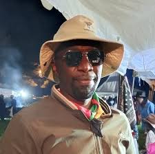 Former President Uhuru Kenyatta and Margaret Kenyatta visit the Stella  Maris Pastoral Centre in Watamu, donate Ksh1.5 million for its construction