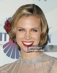 2,135 Jason Burns Photos & High Res Pictures