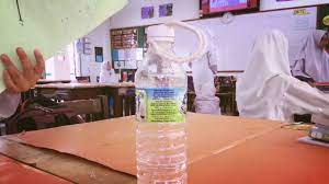 Reka bentuk ialah suatu cabaran mendapatkan idea baru dan menyatukan benda dalam cara baru. Pendidikan Seni Visual Tkc Unit 4 Reka Bentuk Industri The Innovation Of Bottle Cap Youtube