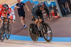 Seorang jaguh di tanah airnya, azizul telah menunggang. Azizulhasni Awang Qualifies For Olympics By Winning Bronze At Berlin World Championships