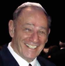 Daniel Robak's Instagram, Twitter & Facebook