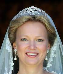 H R H Princess Carolina Of Bourbon Parma Marchioness Di Sala Publicado Por Carlos Quinto No Hay Comentarios Bodas Reales Tiaras Reales Coronas Reales