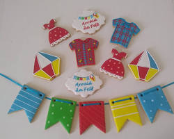 Imagem de Biscoitos decorados para festa junina