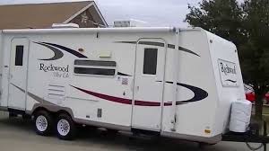 The ultra lite is light enough for a half tone pickup while also fully equipped with a dinette, full sized kitchen. 28ft Of Super Lite Family Fun 2007 Rockwood Ultra Lite 2602 Youtube