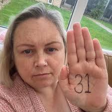 Hull gran continuing her battle for cancer awareness despite another  devastating diagnosis