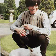 画像に含まれている可能性があるもの 1人 座ってる 屋外 神宮寺勇太 廉 キンプリ 画像