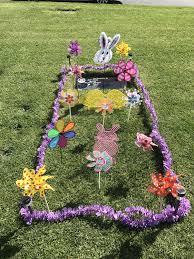 We've collected thanksgiving tablescape ideas that feature classic thanksgiving decorations, including pumpkins. Beginning Of Easter Decorations 2017 Cemetery Decorations Grave Decorations Memorial Flowers