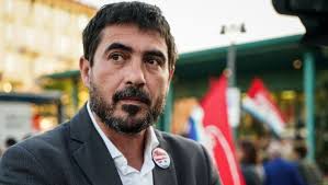Sinistra italiana di stefano fassina ha l'obiettivo di riunire gli elettori di sinistra. P31crmn2pzcgkm