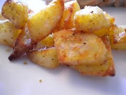 Pommes De Terre Croustillantes De Nigella Lawson Recette Ptitchef Recette Pommes De Terre Croustillantes Recettes De Cuisine Recette De Plat