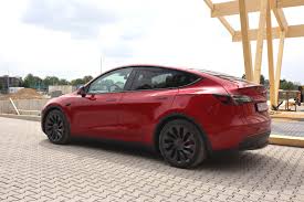 2020 tesla model y performance. Tesla Model Y Probefahrt Test Fahrbericht Vergleich Mit Model S Das Beste Elektroauto Der Welt Danzei