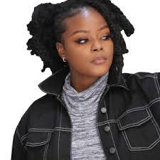 Bridget Singer's Instagram, Twitter & Facebook