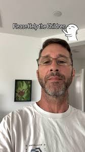 Please help @shorouq_family5 by participating in their campaign and sending  a gift. 🎁 thank you 🙏🏼 #water #love #coffee #food #summer #hungry #family