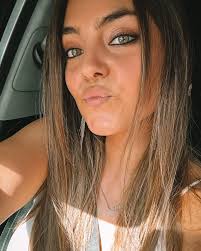 𝐕𝐚𝐥𝐞𝐧𝐭𝐢𝐧𝐚 𝐕𝐚𝐳𝐪𝐮𝐞𝐳 (@valevazquezz_) • Instagram photos and  videos