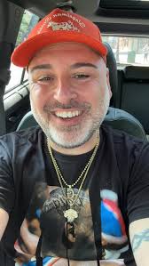 The #Knicks have a new head coach and it’s Mike Brown! , Welcome, Coach  Brown and as always, Thank you, Thibs! , 🙏🧡💙🏀